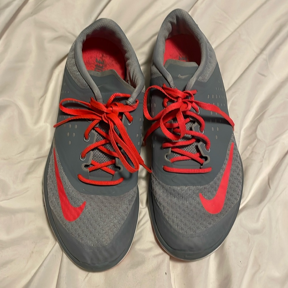 Nike Fitsole Athletic Shoe, Size 8.5